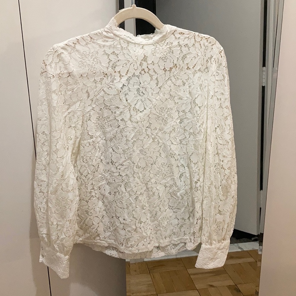 White lace long sleeve blouse size 4